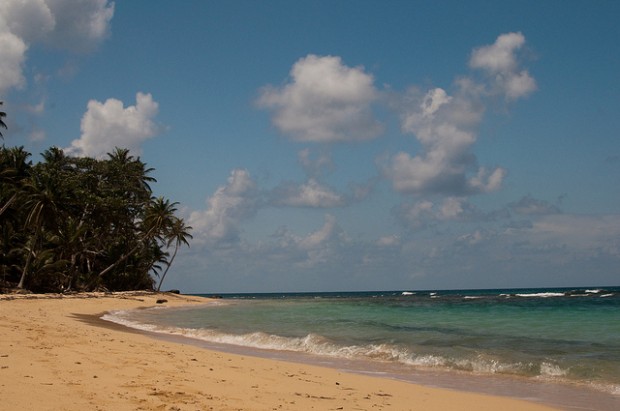 Pros and Cons of Little Corn Island Nicaragua