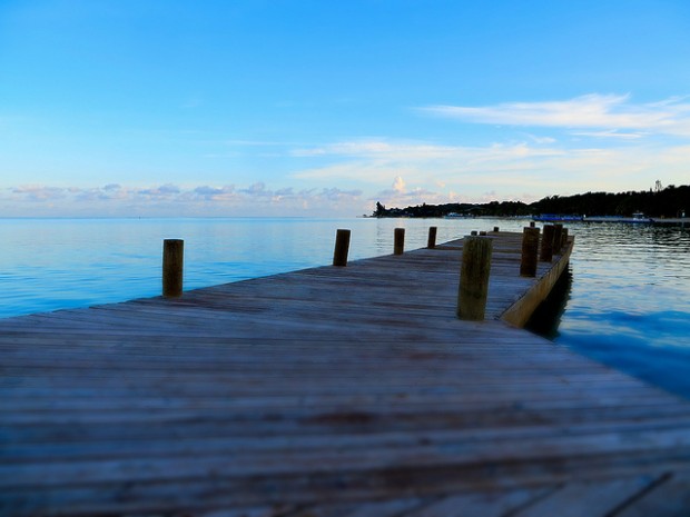 buying an island in Honduras