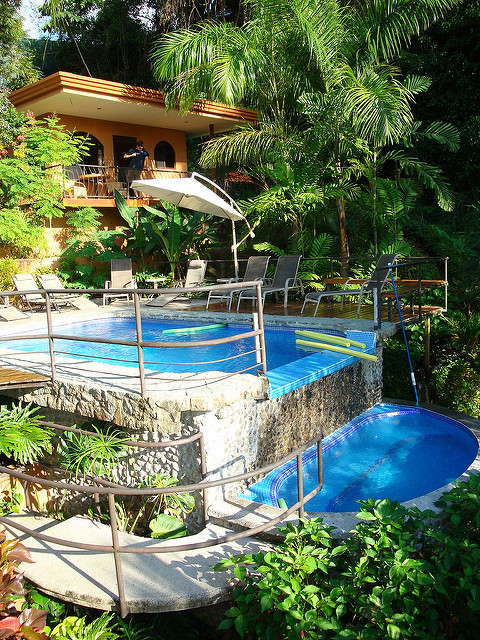costa rica investment